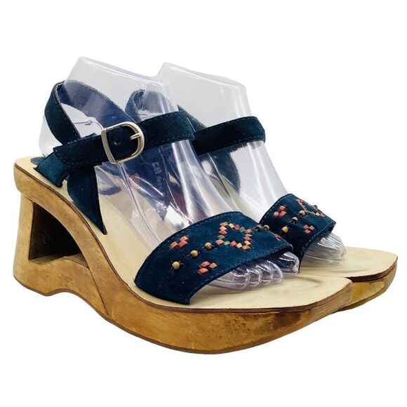RIVERSTONE 90s does 70s Y2K Wooden Platform Cut-Out Wedge Sandals Embellished - Picture 1 of 9